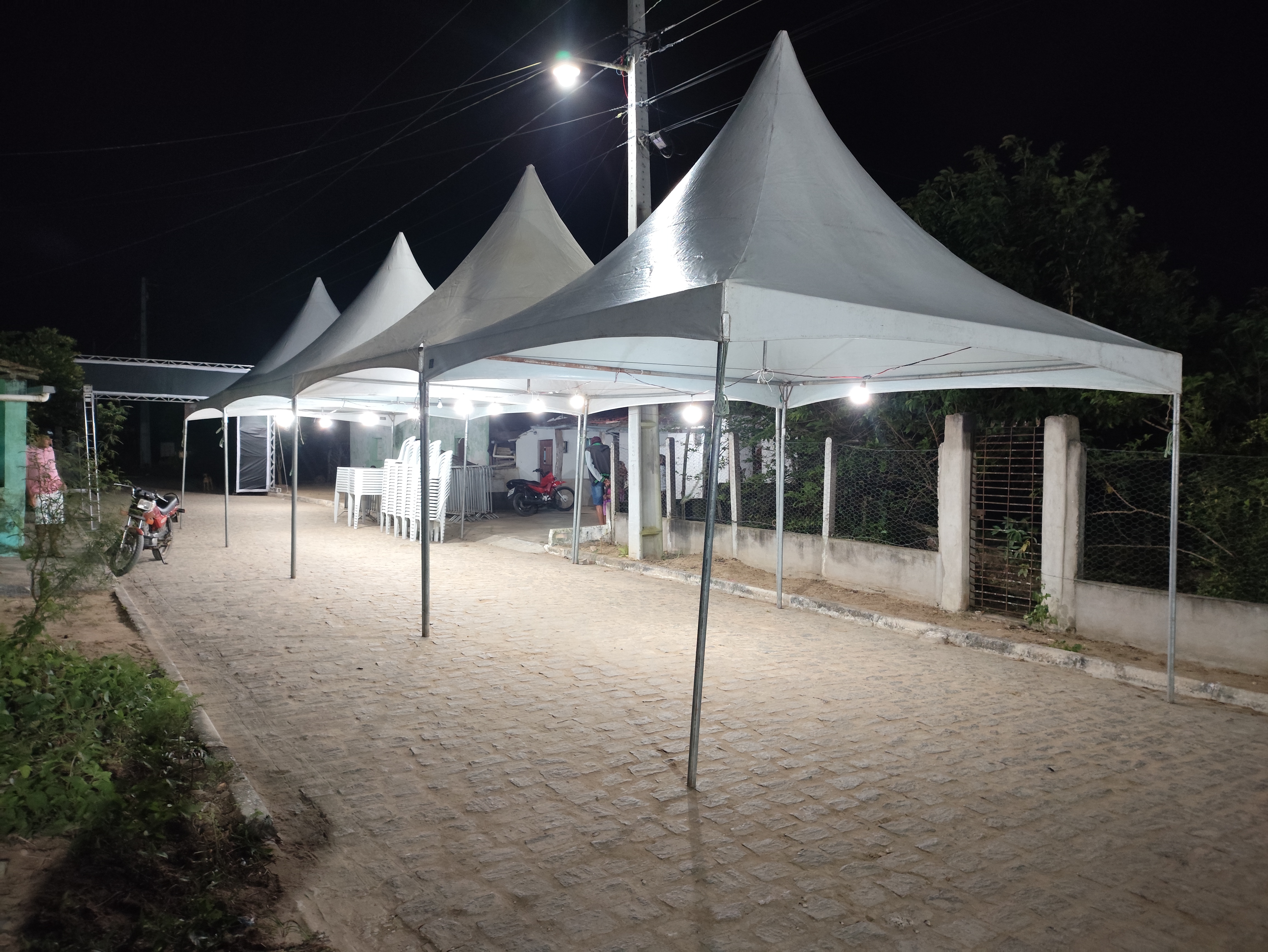 Iluminação de Barracas em eventos